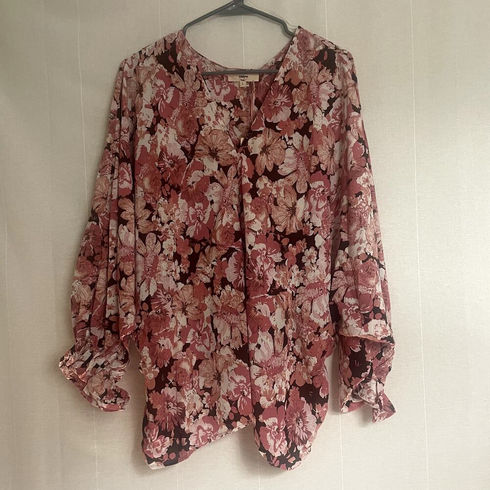 Entro NWT Boho Floral Top Size Large